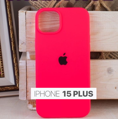 Силиконовый чехол для iPhone 15 Plus с открытой камерой розовый
