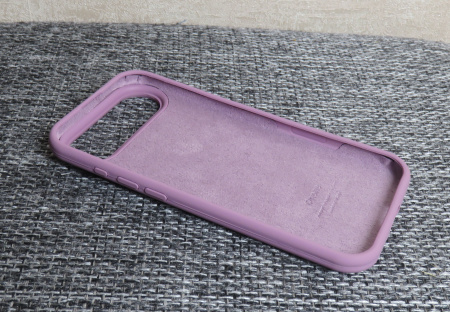 Силиконовый чехол для iPhone 17 Air с открытой камерой светло-фиолетовый