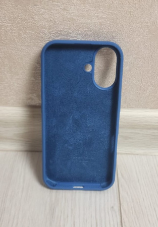 Силиконовый чехол для iPhone 16 с открытой камерой деним