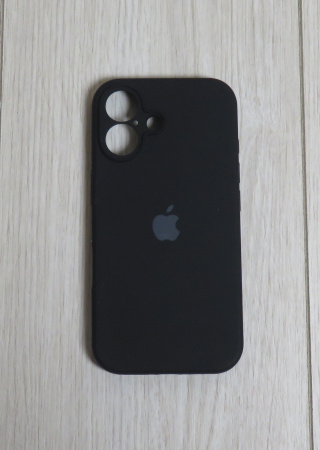 Силиконовый чехол для iPhone 16 Plus с закрытой камерой Черный