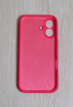 Силиконовый чехол для iPhone 16 с закрытой камерой розовый
