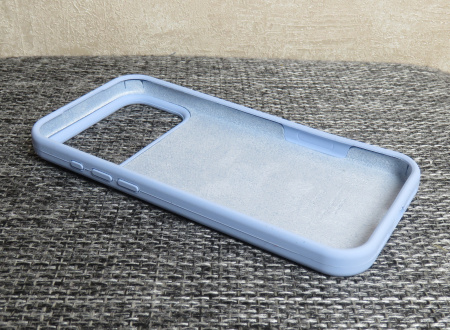 Силиконовый чехол для iPhone 17 Pro Max с открытой камерой голубой