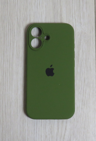 Силиконовый чехол для iPhone 16 Plus с закрытой камерой хаки