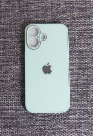 Чехлы стеклянные для iPhone 16 Мятный