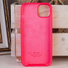 Силиконовый чехол для iPhone 15 Plus с открытой камерой розовый