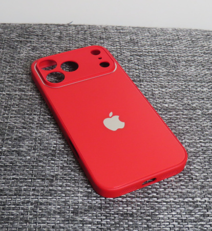 Чехлы стеклянные для iPhone 17 Pro Красный