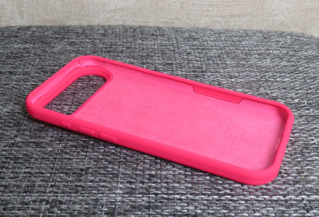 Силиконовый чехол для iPhone 17 Air с открытой камерой розовый