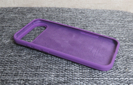Силиконовый чехол для iPhone 17 Air с открытой камерой Фиолетовый