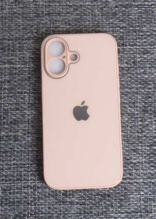 Чехлы стеклянные для iPhone 16 пудровый